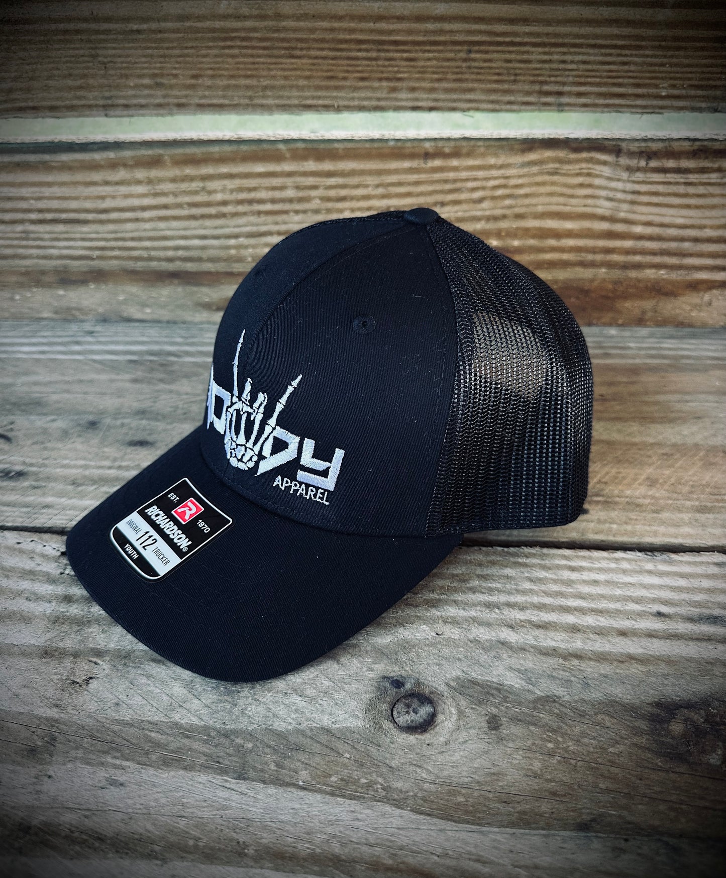 Skeleton ROWDY Trucker - Youth